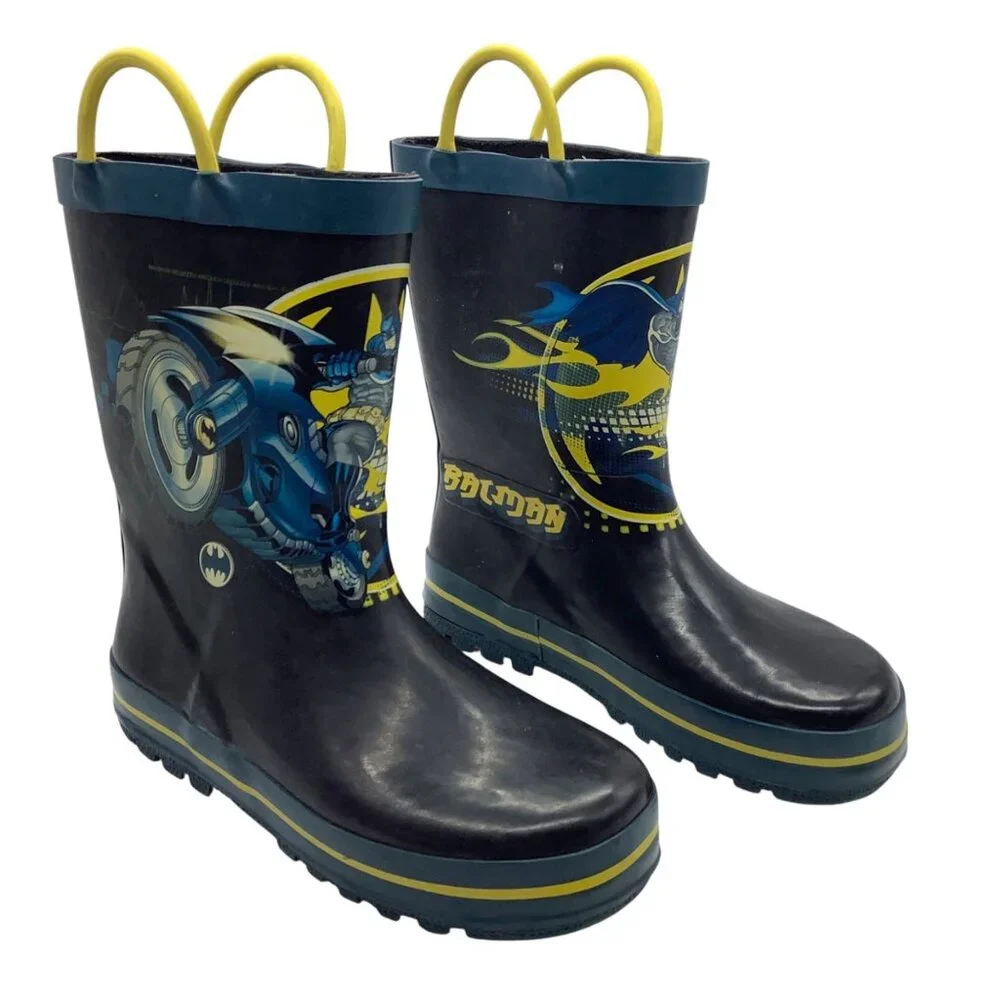 Batman Rain Boots Kid Size‎ 11/12 Pull On Handles Graphic Design
